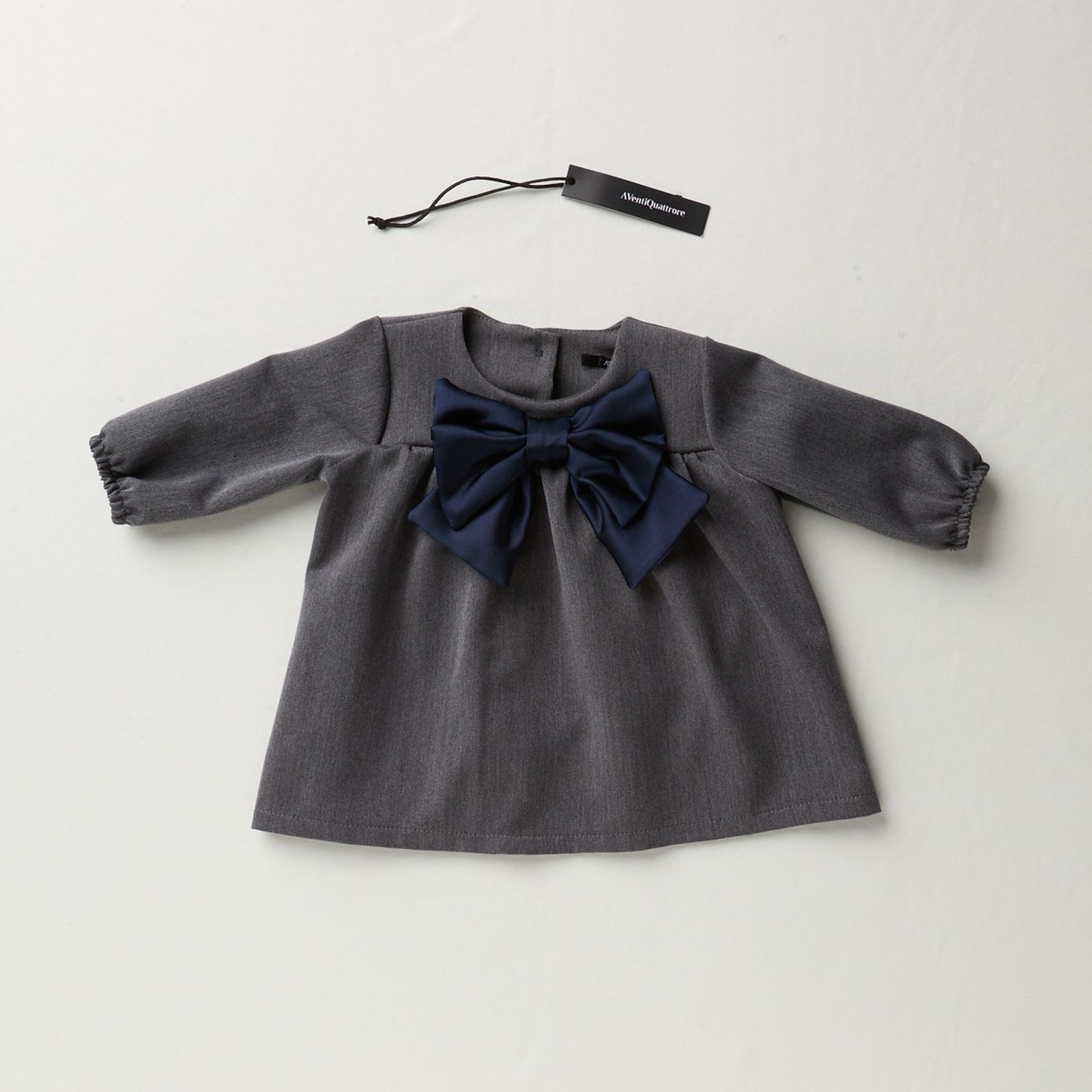 Abito in Vigogna per bambine dal design elegante e confortevole per ogni occasione