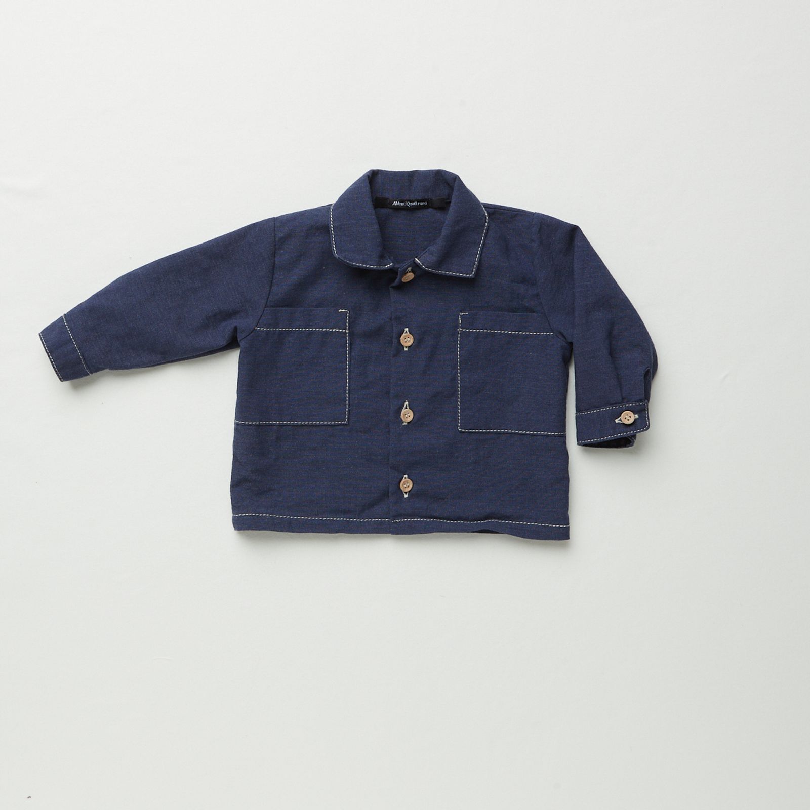 Camicia in Tela Chambray Denim Stile Versatile e Confortevole per Bambini Pronti a Giocare e Scoprire