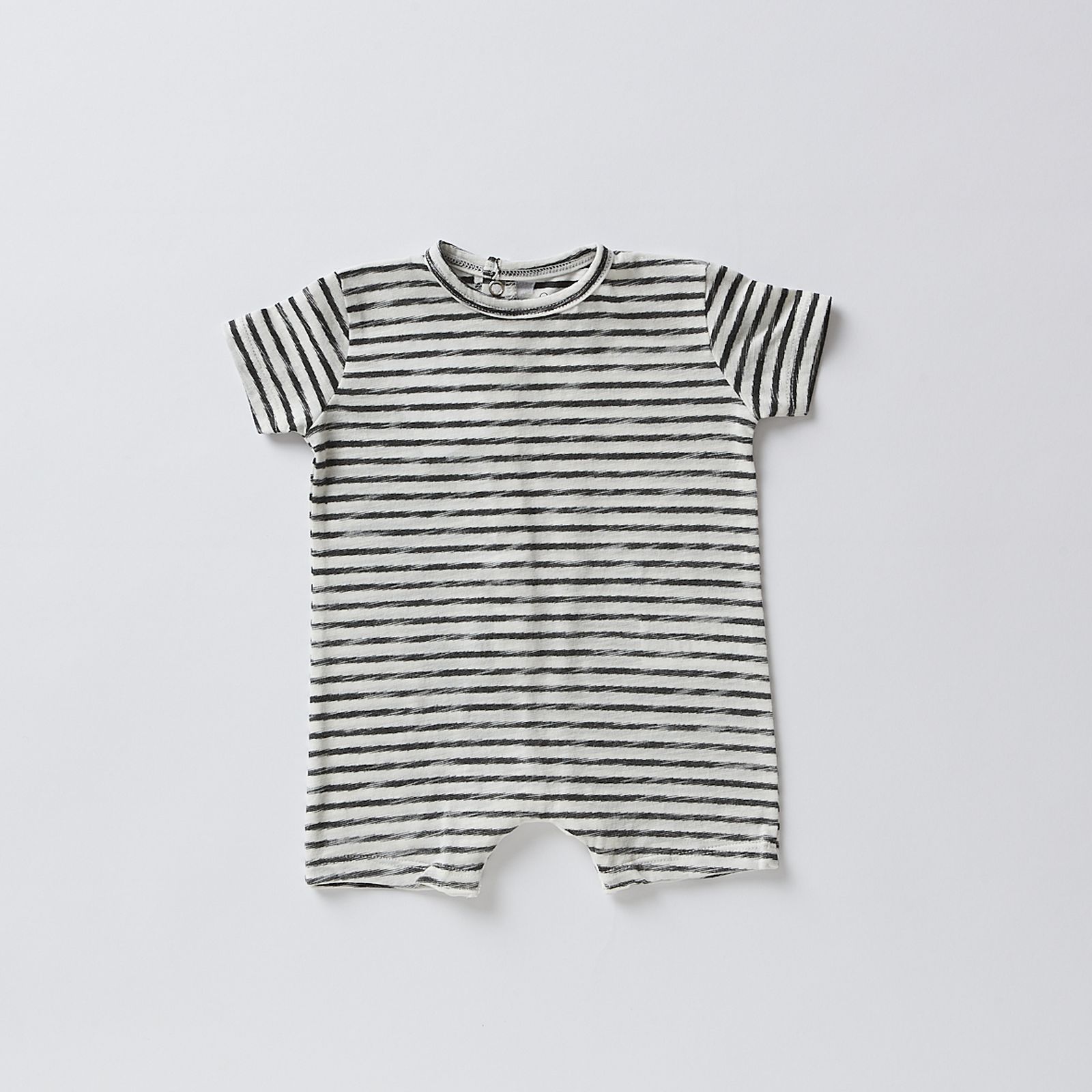 Tutina Rigatino per Neonati in Cotone 100% per un Comodo Stile Made in Italy