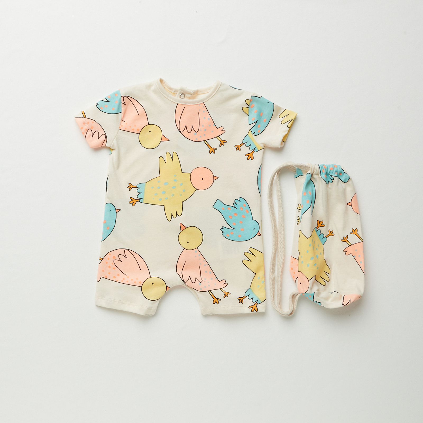 Tutina MM Pigiamini A24 in 100% Cotone Morbido per Bambini, Design Confortevole per Ogni Gioco e Avventura.